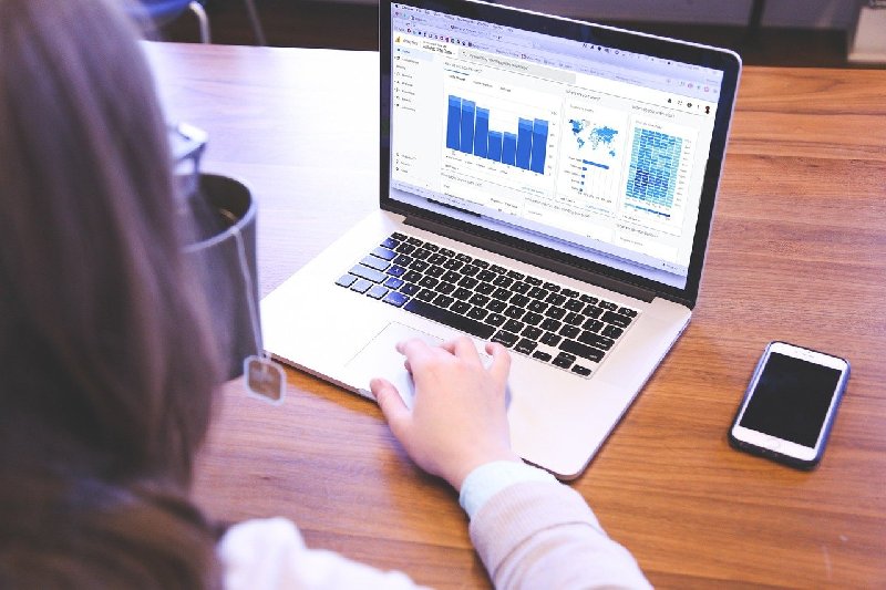Założenie własnej firmy informatycznej